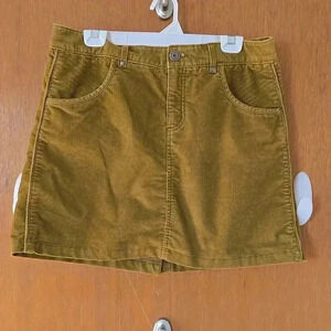 Athleta brand corduroy skirt size 13. Very cute !